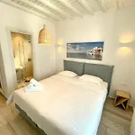 레프터리스 2* Mykonos Town