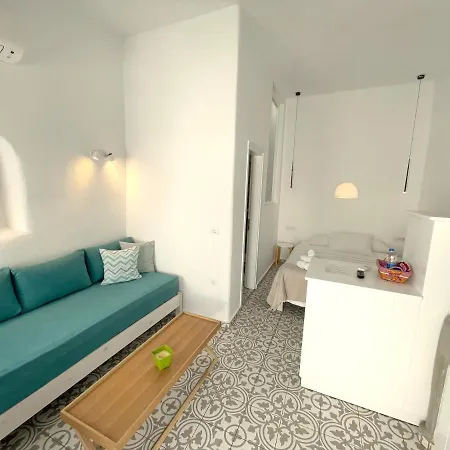 Lefteris Hotel 2*