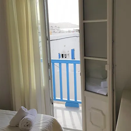 레프터리스 Mykonos Town