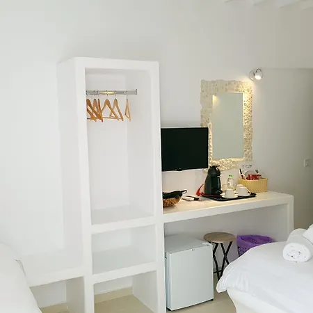 레프터리스 Mykonos Town