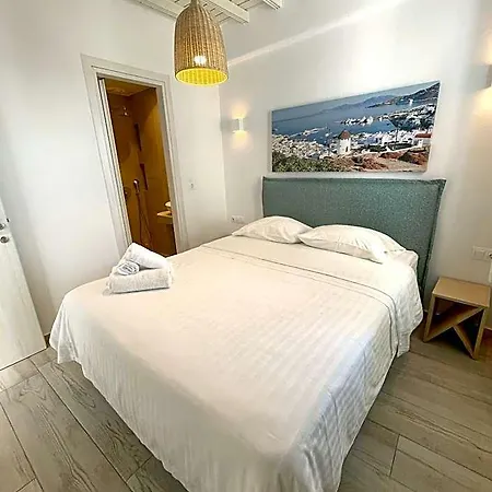 레프터리스 Mykonos Town